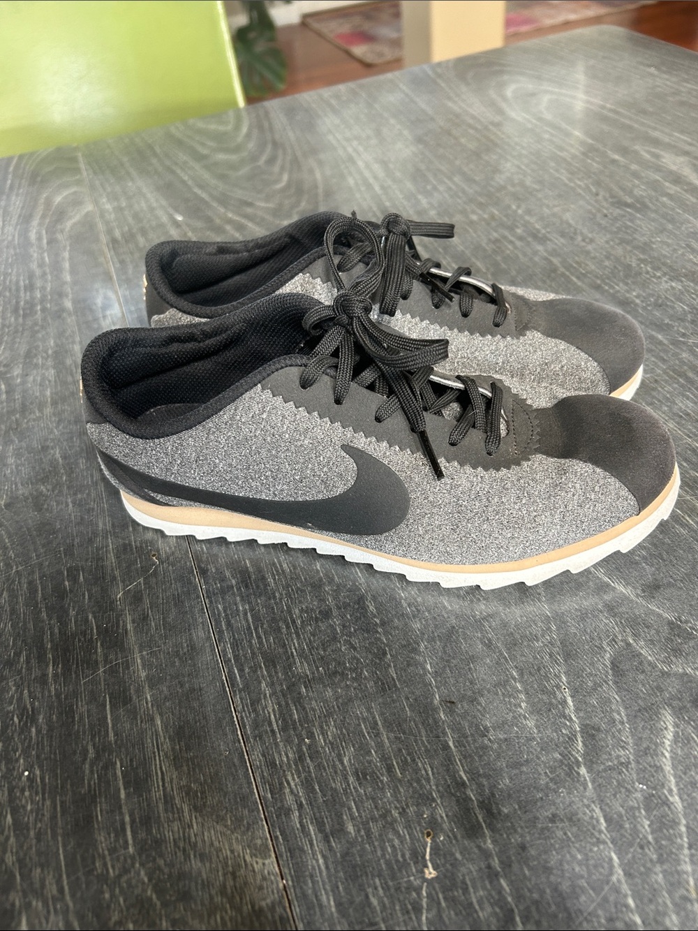 Nike Men’s Gray, Black and Tan Retro Runner Sneakers